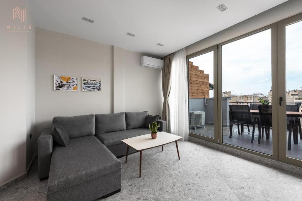 Apartment Avenue & Apartments, Nilie Hospitality Mgmt *