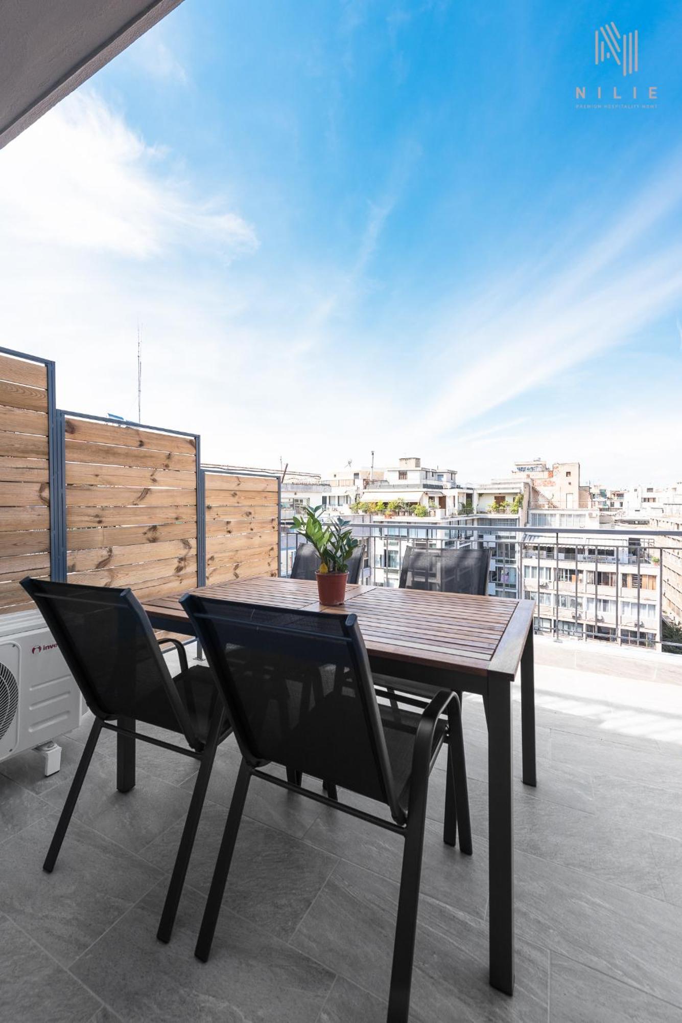 Avenue & Apartments, Nilie Hospitality Mgmt *