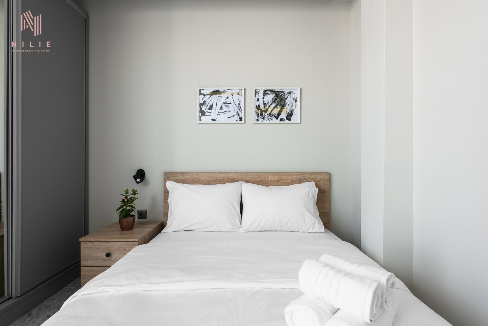 Avenue & Apartments, Nilie Hospitality Mgmt Apartment