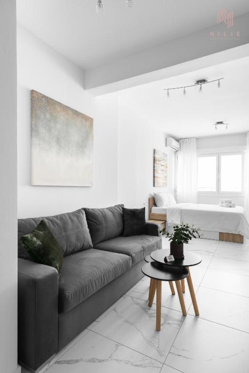 Avenue & Apartments, Nilie Hospitality Mgmt Apartment