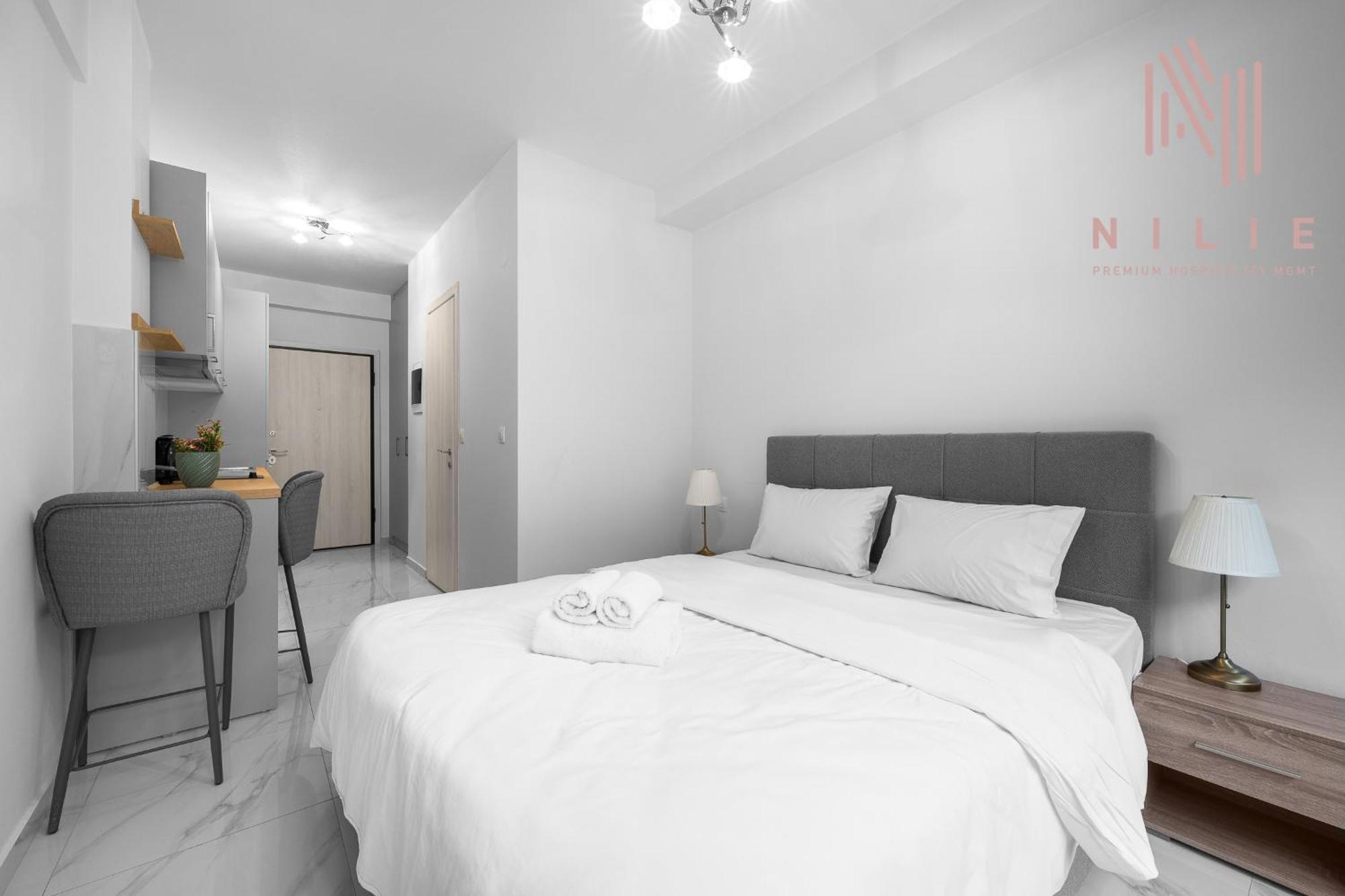 Apartment Avenue & Apartments, Nilie Hospitality Mgmt *