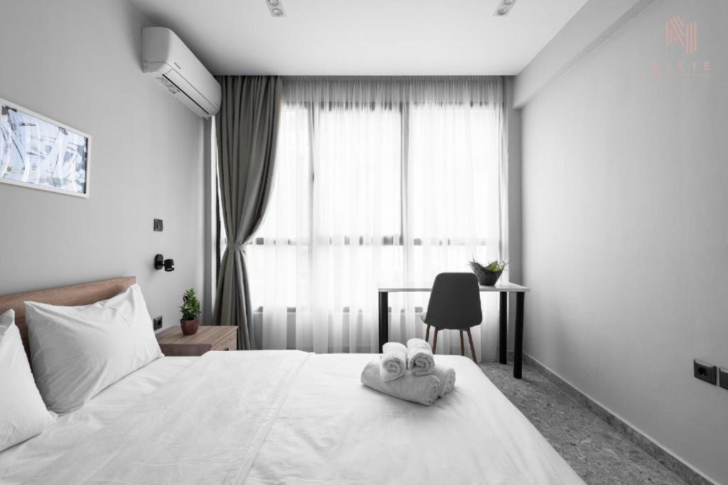 Avenue & Apartments, Nilie Hospitality Mgmt *