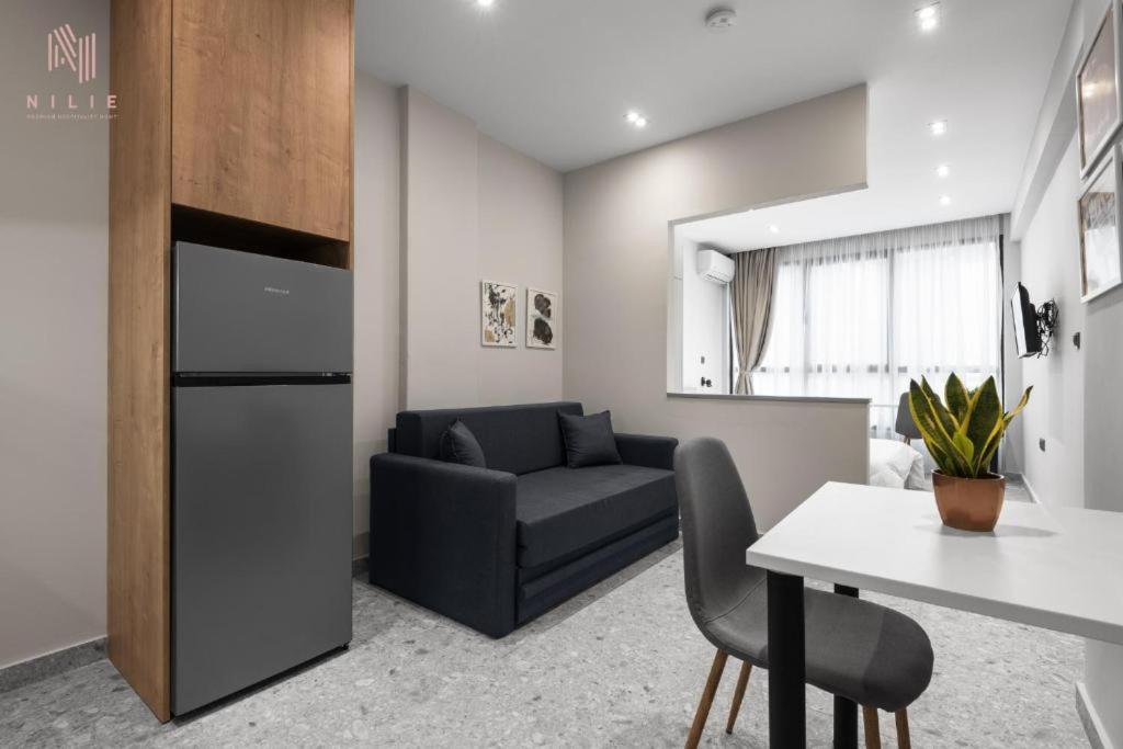 Apartment Avenue & Apartments, Nilie Hospitality Mgmt *